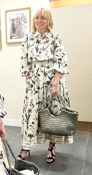 Dea Kudibal: The Art of Dressing Beautifully