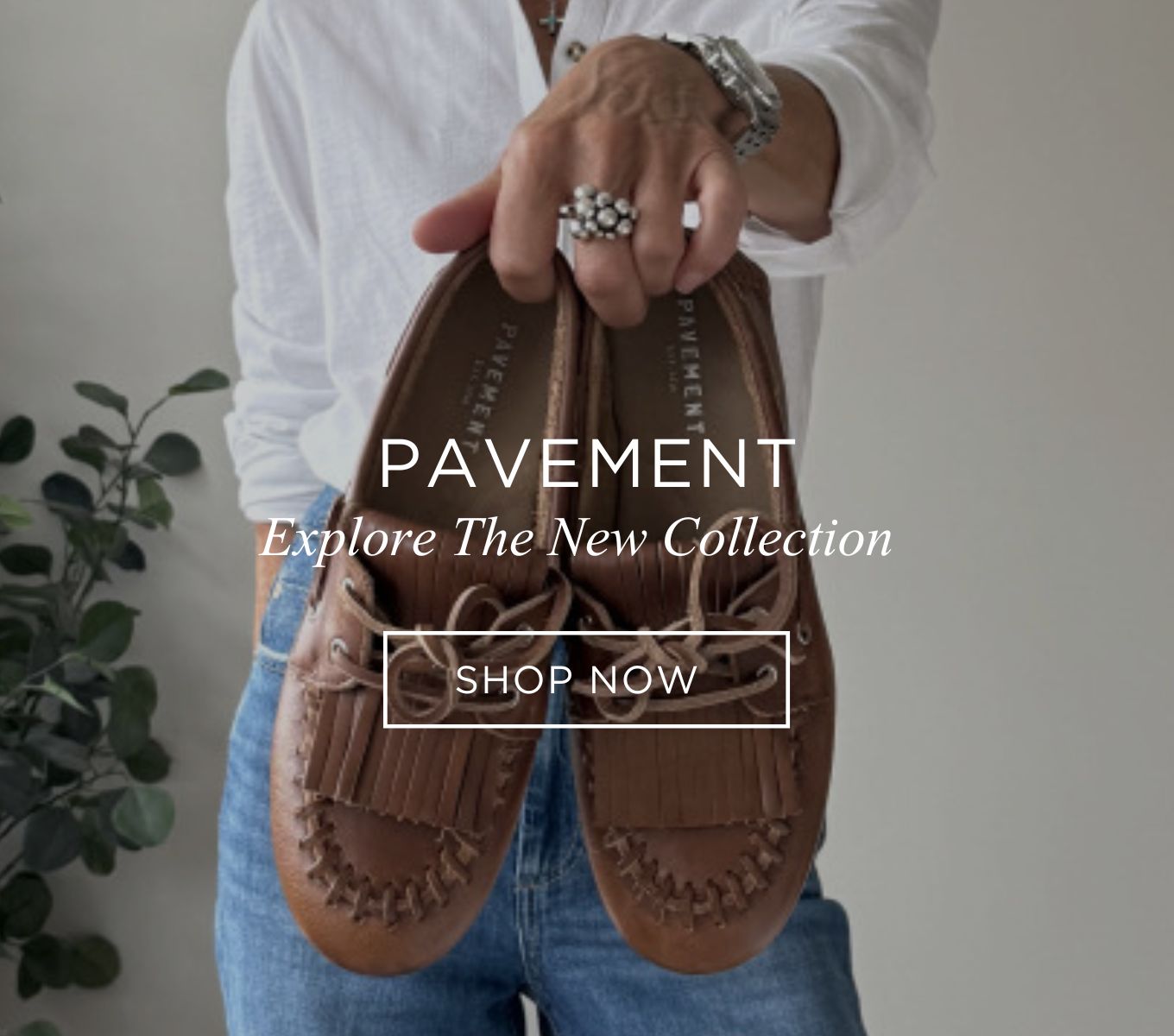 PAVEMENT FOOTWEAR