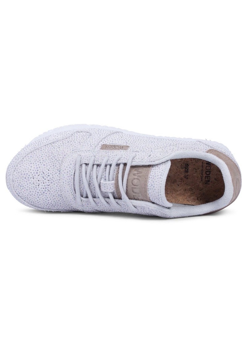 khaki nike shoes