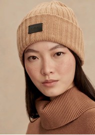 VARLEY Elva Chunky Rib Beanie - Camel