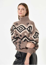 DEA KUDIBAL Nadinedea Wool Jumper - Isle Camel