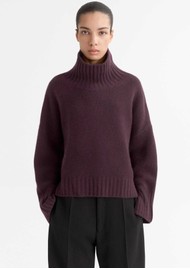 SOFT GOAT Cashmere Girlfriend Turtleneck - Midnight Plum
