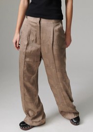 Day Birger et Mikkelsen Phoebe Embroidered Logo Trousers - Walnut