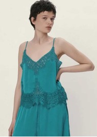 STELLA NOVA Underlayer Lace Top - Emerald